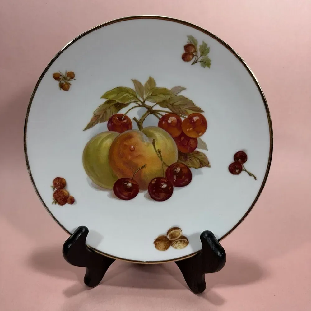 Vintage Peaches & Grapes 7¾